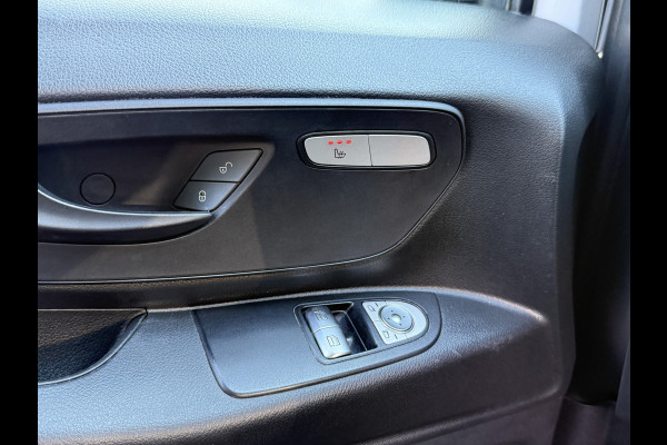 Mercedes-Benz eVito Tourer 129 90kWh 204PK Personenvervoer L2 370km WLTP 92.2% (SOH) 7 Stoelen Elektrische Schuifdeur LED Lichtmetalen velgen 17inch Snelladen Climate Control Cruise Control