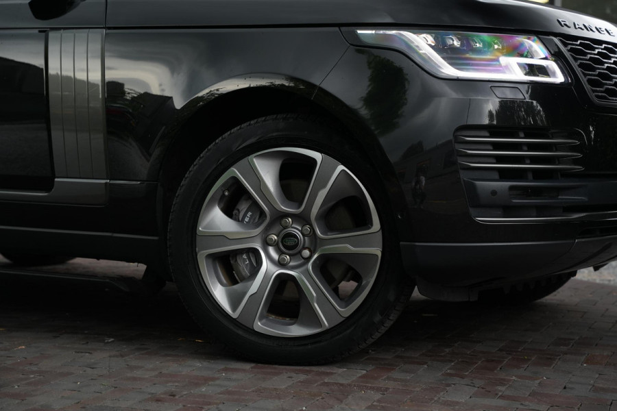 Land Rover Range Rover 2.0 P400e Autobiography Pano Dealer onderhouden