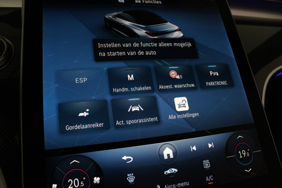 Mercedes-Benz CLE Cabriolet 200 AMG Line > Night-pakket/Graphite Grey/High Performance LED
