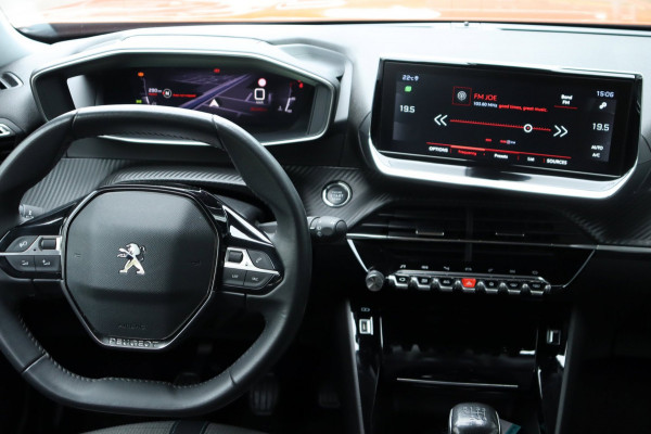 Peugeot 2008 1.2 Turbo PT Allure Pack Org.NL 3D-dashboard h.leer camera