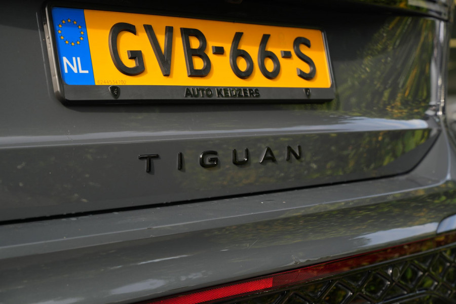 Volkswagen Tiguan 1.5 eHybrid R-Line Business Pano Leer Massage NL auto