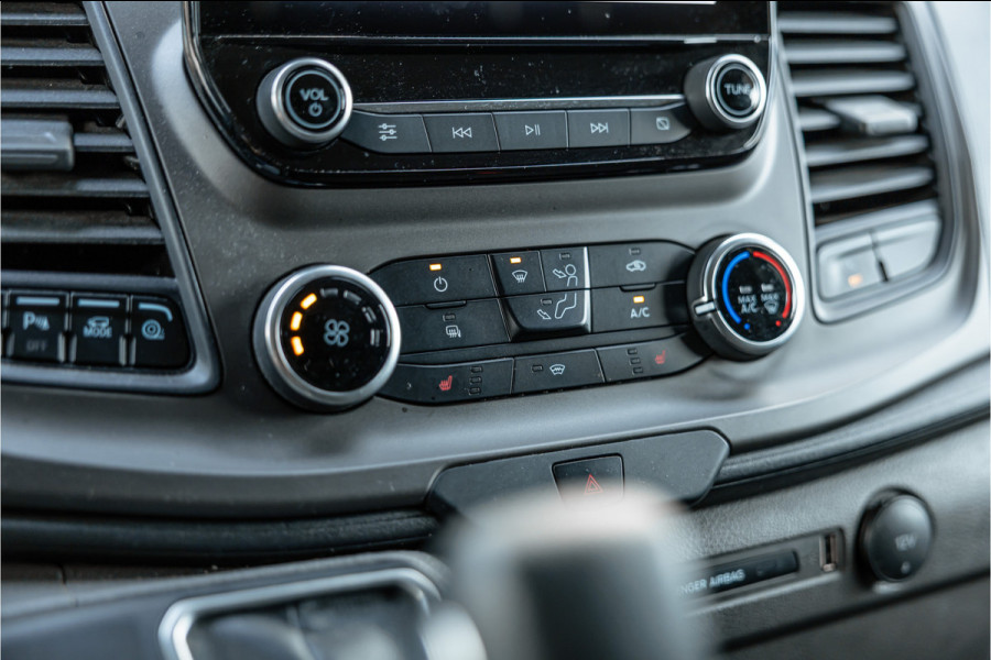 Ford Transit Custom 300 2.0 TDCI | Automaat | Raptor Edition | L+R Schuifdeur | CarPlay | Camera | Navigatie | Stoelverwarming | Trekhaak | Nieuwe APK