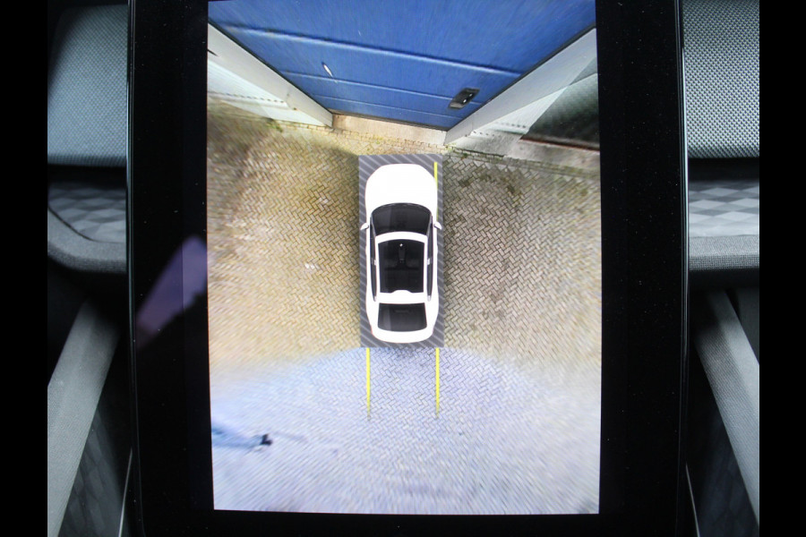 Polestar 2 Standard Range Single Motor 69 kWh PILOTPACK | CARPLAY | 360CAMERA | ADAPCRUISE | WEGKLAPTRHAAK | LMV19 | CLIMATE | STOELVERW |