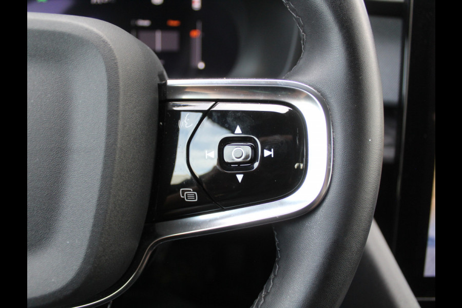 Polestar 2 Standard Range Single Motor 69 kWh PILOTPACK | CARPLAY | 360CAMERA | ADAPCRUISE | WEGKLAPTRHAAK | LMV19 | CLIMATE | STOELVERW |