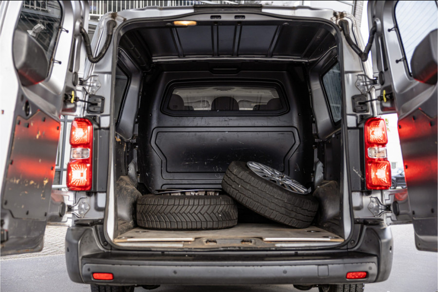 Opel Vivaro 2.0 CDTI L3H1 DC | Dubbel cabine | CarPlay | Navigatie | MF Stuur | Cruise control | 5-Zitter | PDC V+A | Nieuwe APK
