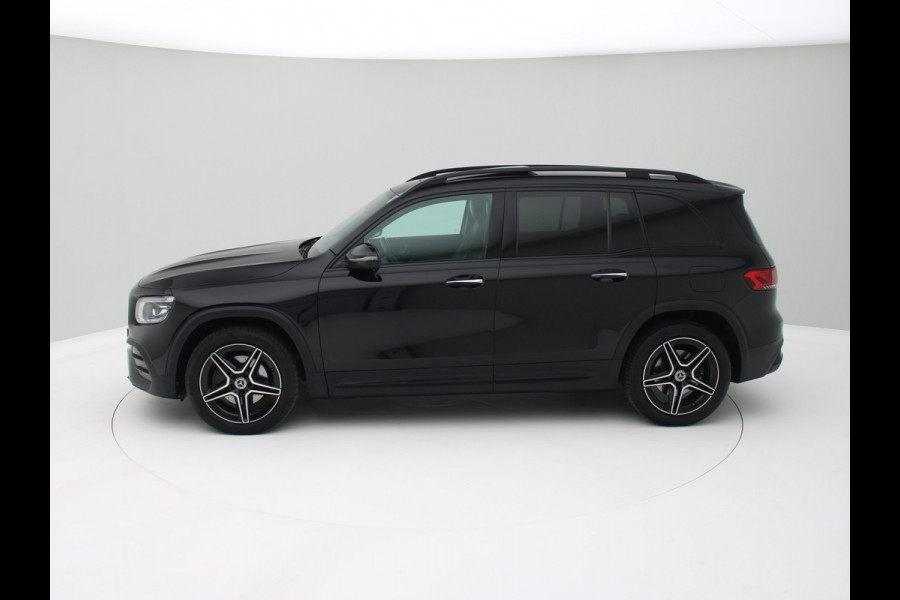 Mercedes-Benz Glb 200 AMG 7p. Pano, Trekhaak, Distronic, Memory