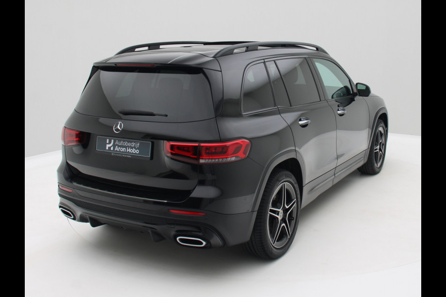 Mercedes-Benz Glb 200 AMG 7p. Pano, Trekhaak, Distronic, Memory