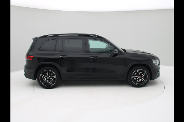 Mercedes-Benz Glb 200 AMG 7p. Pano, Trekhaak, Distronic, Memory