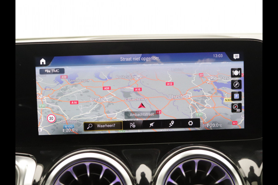 Mercedes-Benz Glb 200 AMG 7p. Pano, Trekhaak, Distronic, Memory
