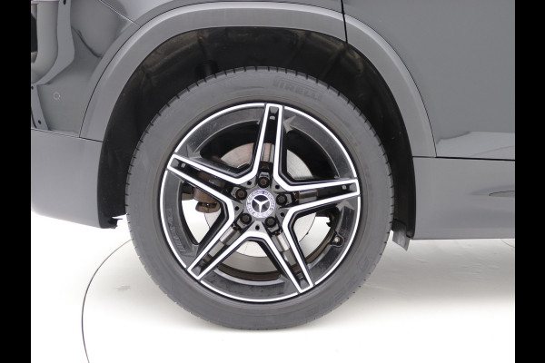 Mercedes-Benz Glb 200 AMG 7p. Pano, Trekhaak, Distronic, Memory