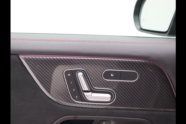 Mercedes-Benz Glb 200 AMG 7p. Pano, Trekhaak, Distronic, Memory