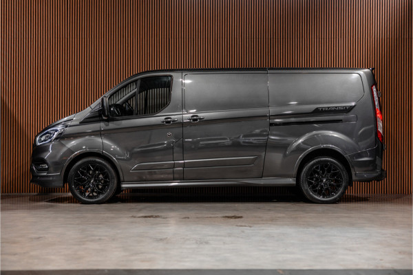 Ford Transit Custom 320 2.0 TDCI 185 PK L2H1 Sport | L+R Schuifdeur | ACC | Elek stoelen | Standkachel | CarPlay | Camera | Navigatie | Trekhaak | Inrichting | Nieuwe APK