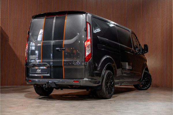 Ford Transit Custom 320 2.0 TDCI 185 PK L2H1 Sport | L+R Schuifdeur | ACC | Elek stoelen | Standkachel | CarPlay | Camera | Navigatie | Trekhaak | Inrichting | Nieuwe APK