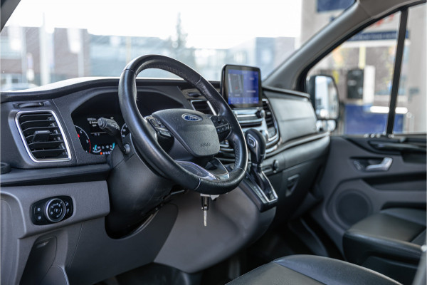 Ford Transit Custom 320 2.0 TDCI 185 PK L2H1 Sport | L+R Schuifdeur | ACC | Elek stoelen | Standkachel | CarPlay | Camera | Navigatie | Trekhaak | Inrichting | Nieuwe APK