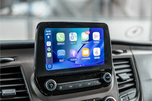 Ford Transit Custom 320 2.0 TDCI 185 PK L2H1 Sport | L+R Schuifdeur | ACC | Elek stoelen | Standkachel | CarPlay | Camera | Navigatie | Trekhaak | Inrichting | Nieuwe APK