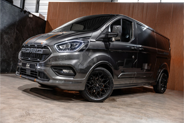 Ford Transit Custom 320 2.0 TDCI 185 PK L2H1 Sport | L+R Schuifdeur | ACC | Elek stoelen | Standkachel | CarPlay | Camera | Navigatie | Trekhaak | Inrichting | Nieuwe APK