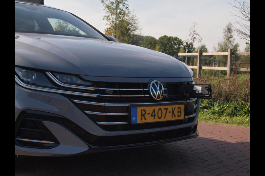 Volkswagen Arteon Shooting Brake 1.4 TSI eHybrid R-Line Business+ | Panoramadak | Trekhaak | Camera | Apple Carplay | Sfeerverlichting |