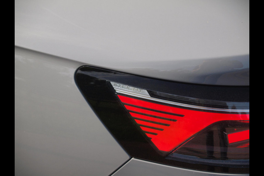 Volkswagen Arteon Shooting Brake 1.4 TSI eHybrid R-Line Business+ | Panoramadak | Trekhaak | Camera | Apple Carplay | Sfeerverlichting |