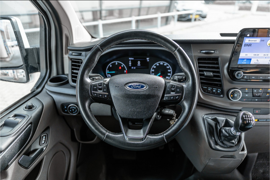 Ford Transit Custom 300 2.0 TDCI | Raptor Edition | CarPlay | Camera | Stoelverwarming | Trekhaak | Stoelverwarming | Airco | 3-Zitter | Nieuwe APK