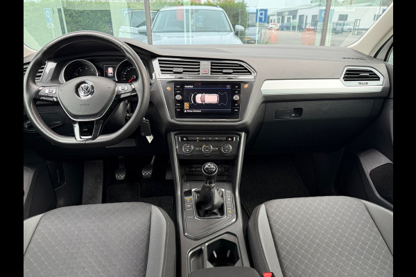 Volkswagen Tiguan 1.5 TSI Comfortline - Navi - Parkeerhulp - Climate - Org.NL