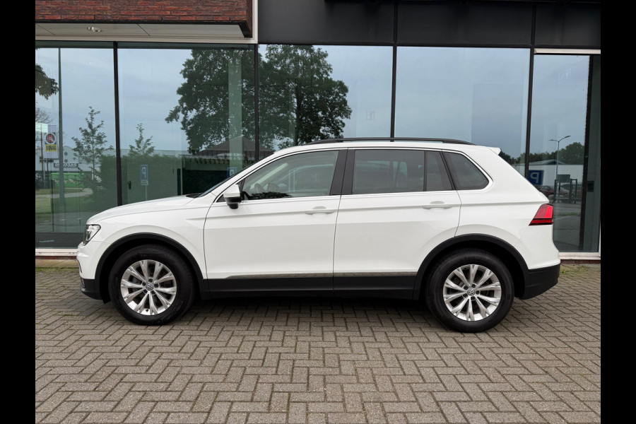 Volkswagen Tiguan 1.5 TSI Comfortline - Navi - Parkeerhulp - Climate - Org.NL