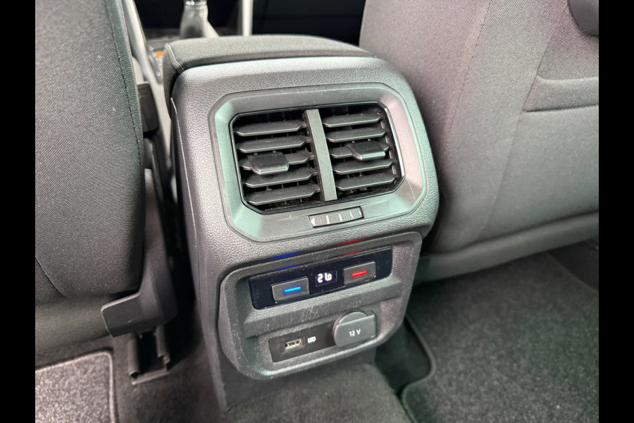 Volkswagen Tiguan 1.5 TSI Comfortline - Navi - Parkeerhulp - Climate - Org.NL