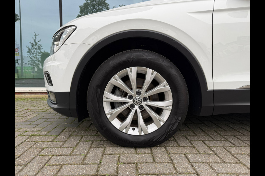 Volkswagen Tiguan 1.5 TSI Comfortline - Navi - Parkeerhulp - Climate - Org.NL