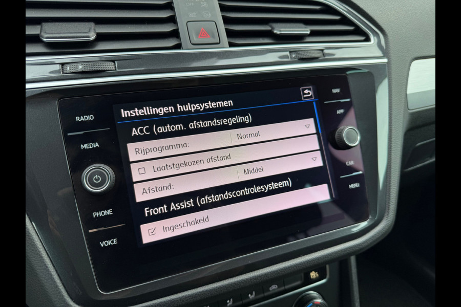 Volkswagen Tiguan 1.5 TSI Comfortline - Navi - Parkeerhulp - Climate - Org.NL