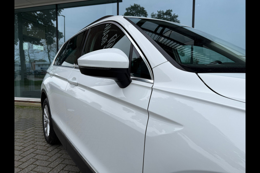 Volkswagen Tiguan 1.5 TSI Comfortline - Navi - Parkeerhulp - Climate - Org.NL
