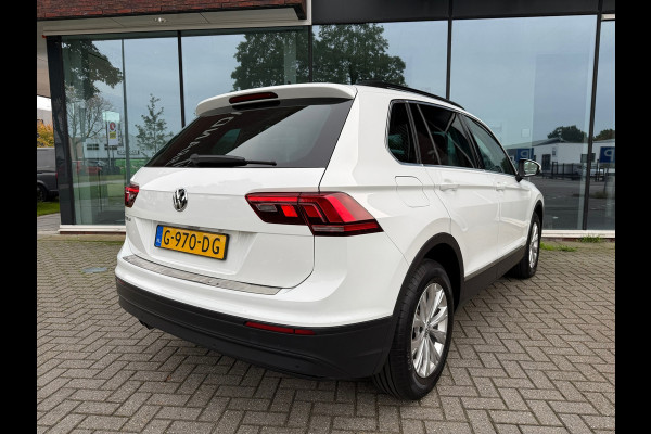 Volkswagen Tiguan 1.5 TSI Comfortline - Navi - Parkeerhulp - Climate - Org.NL