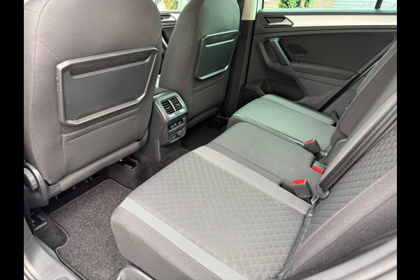 Volkswagen Tiguan 1.5 TSI Comfortline - Navi - Parkeerhulp - Climate - Org.NL