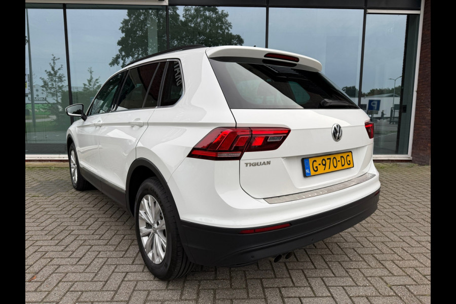 Volkswagen Tiguan 1.5 TSI Comfortline - Navi - Parkeerhulp - Climate - Org.NL