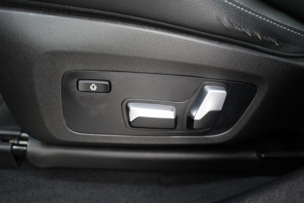 BMW X4 XDrive20i M SPORT PANO 360 CAM HUD SFEERVERL NAP