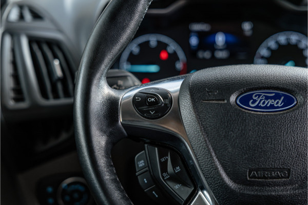 Ford Transit Connect 1.5 EcoBlue 120 PK L2 | Bi-Xenon | ACC | Blind Spot | Camera | CarPlay | Climate control | BOTT Inrichting | Stoelverwarming | Automatisch inparkeren | Dealer onderhouden | Nieuwe APK