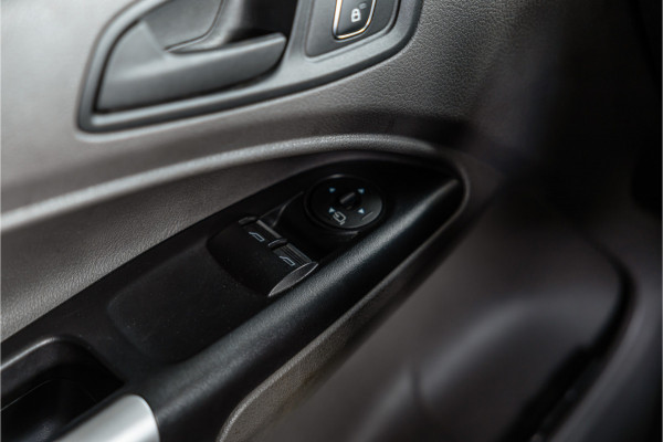 Ford Transit Connect 1.5 EcoBlue 120 PK L2 | Bi-Xenon | ACC | Blind Spot | Camera | CarPlay | Climate control | BOTT Inrichting | Stoelverwarming | Automatisch inparkeren | Dealer onderhouden | Nieuwe APK