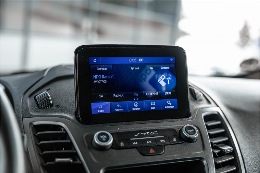 Ford Transit Connect 1.5 EcoBlue 120 PK L2 | Bi-Xenon | ACC | Blind Spot | Camera | CarPlay | Climate control | BOTT Inrichting | Stoelverwarming | Automatisch inparkeren | Dealer onderhouden | Nieuwe APK