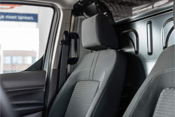Ford Transit Connect 1.5 EcoBlue 120 PK L2 | Bi-Xenon | ACC | Blind Spot | Camera | CarPlay | Climate control | BOTT Inrichting | Stoelverwarming | Automatisch inparkeren | Dealer onderhouden | Nieuwe APK