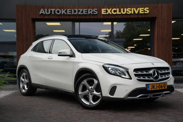 Mercedes-Benz GLA 180 Business Solution Pano Led