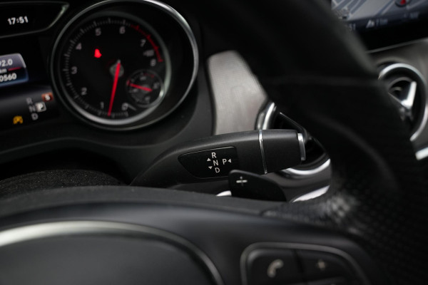 Mercedes-Benz GLA 180 Business Solution Pano Led