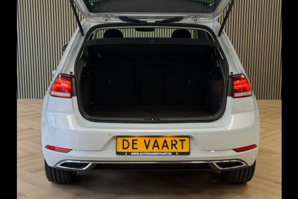 Volkswagen Golf 1.5 TSI Highline 150PK DSG NAVIGATIE LED ACC PDC V+A MASSAGESTOELEN