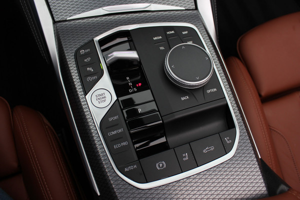 BMW 4 Serie Cabrio 430i xDrive M Sport Pro / Trekhaak / 360Camera / Individual Leder / Head-up / 18'' / Nekverwarming / Harman Kardon / Windscherm / Stuur+Stoelverwarming / Dodehoek / DAB / Cruise Control