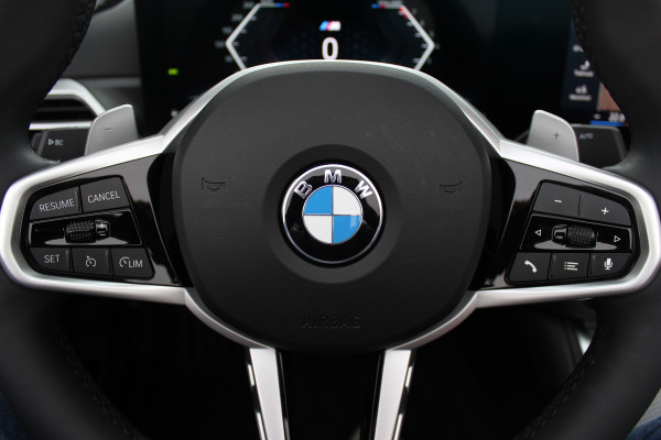 BMW 4 Serie Cabrio 430i xDrive M Sport Pro / Trekhaak / 360Camera / Individual Leder / Head-up / 18'' / Nekverwarming / Harman Kardon / Windscherm / Stuur+Stoelverwarming / Dodehoek / DAB / Cruise Control