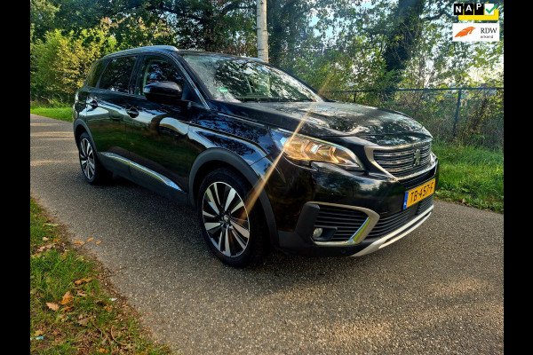 Peugeot 5008 1.2 PureTech Allure 7 prs camera