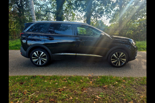 Peugeot 5008 1.2 PureTech Allure 7 prs camera