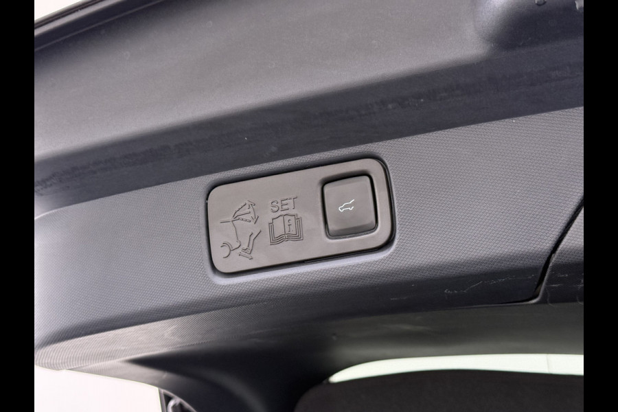 Ford Mustang Mach-E RWD 75kWh SOH 95% Adap.Cruise B&O®-Hifi Leder+Memory Trekhaak Stoel+Stuurverwarming Elek.Stoelen Navi Pdc Keyless Android Auto Apple Carplay Elek.Achterklep Lmv 18" DAB Bluetooth Led 1e Eigenaar Dealeronderhouden Origineel Nederlandse Auto