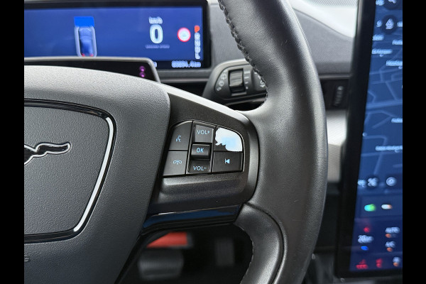 Ford Mustang Mach-E RWD 75kWh SOH 95% Adap.Cruise B&O®-Hifi Leder+Memory Trekhaak Stoel+Stuurverwarming Elek.Stoelen Navi Pdc Keyless Android Auto Apple Carplay Elek.Achterklep Lmv 18" DAB Bluetooth Led 1e Eigenaar Dealeronderhouden Origineel Nederlandse Auto