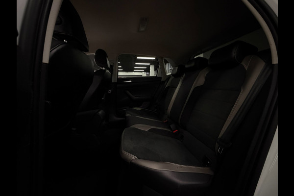 Volkswagen Polo 1.0 TSI Highline | Carplay|Cam |Leer|Virtual