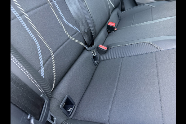 Volkswagen Polo 1.0 81pk Highline | Pano dak | Half leder | Full LED