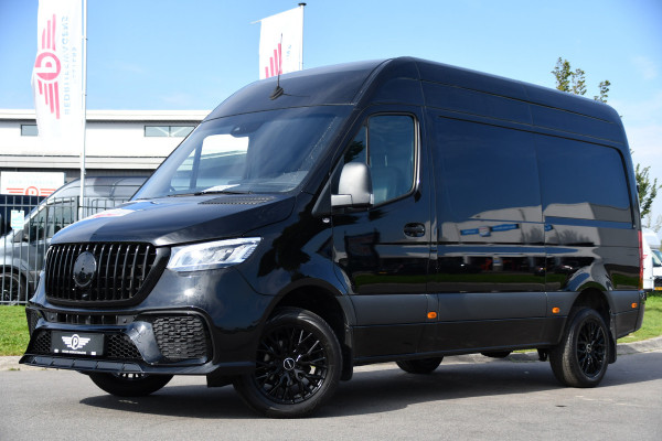 Mercedes-Benz Sprinter 319 1.9 CDI L2H2 AMG Black Edition Adaptieve Cruise, Carplay, 3500kg Trekhaak, Camera, LED, 190pk, 10,5'' Mbux, Sensoren, Leder, Standkachel. Automaat, Uniek!