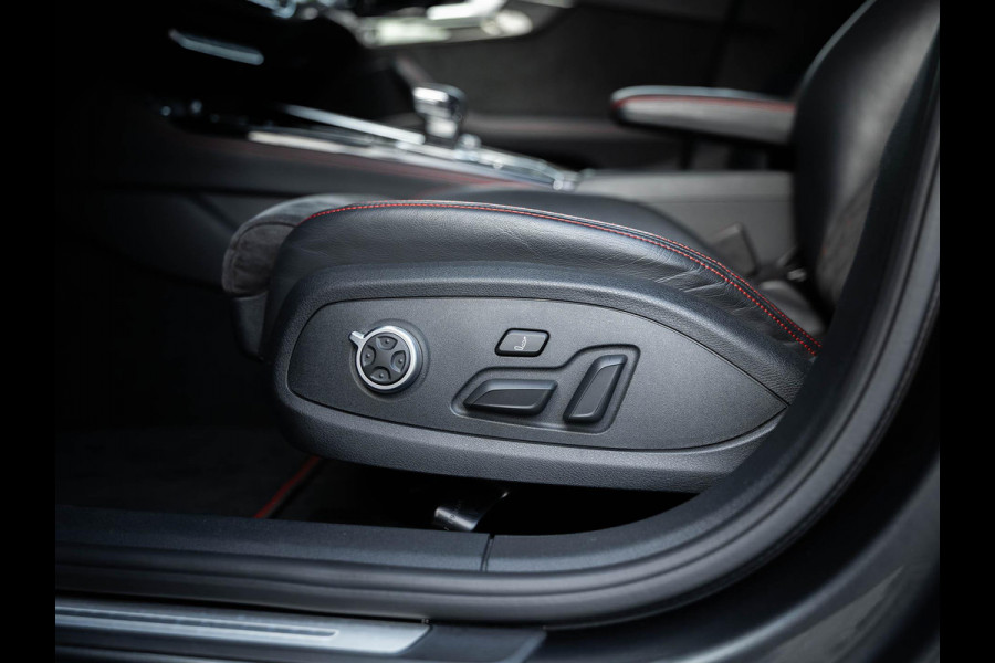 Audi A4 Avant 45 TFSI quattro edition one | B&O 3D Sound | Panorama dak | Matrix led | S Sports Seats | Head-up | Carbon inleg